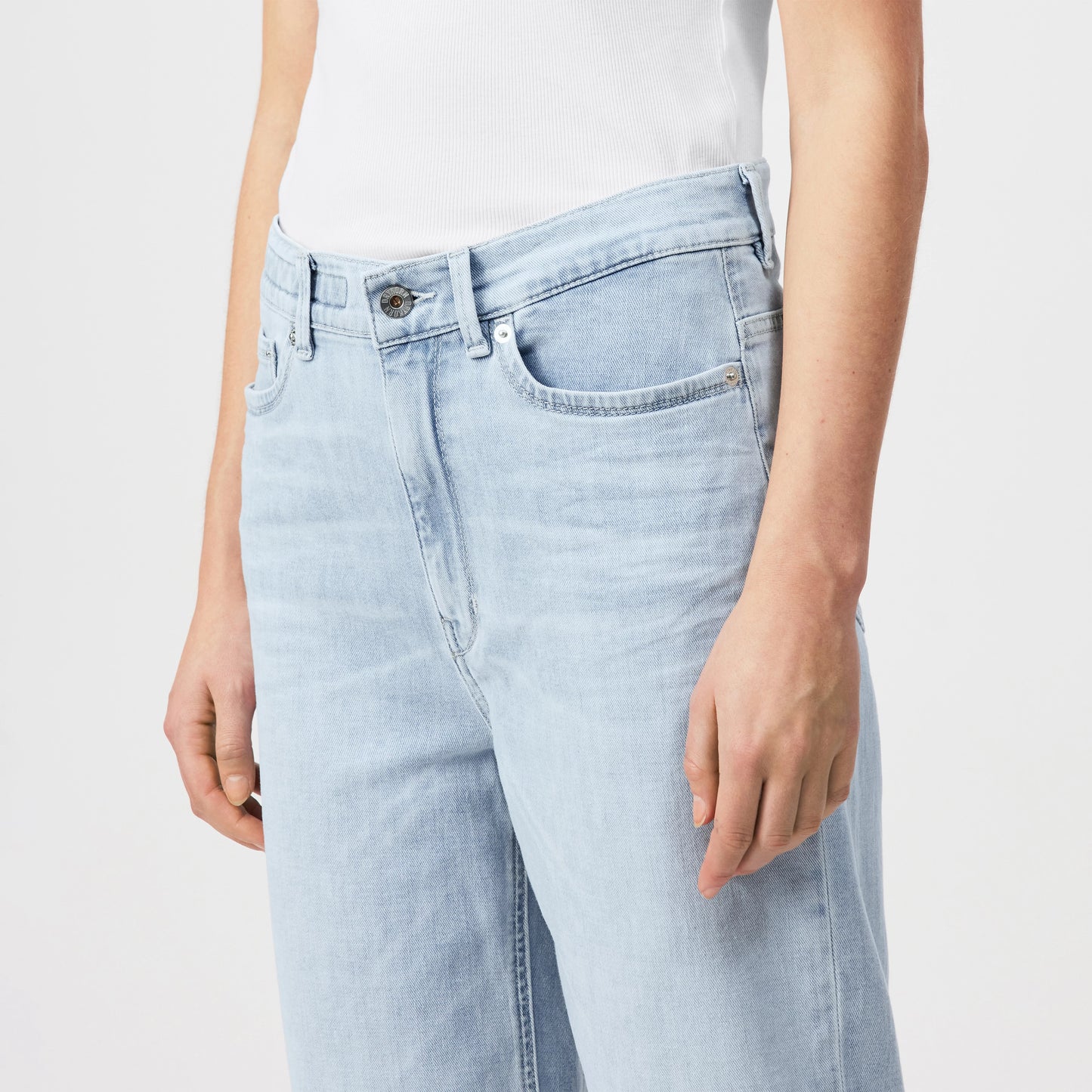 DRYKORN Damen Jeans Flown Light Blue