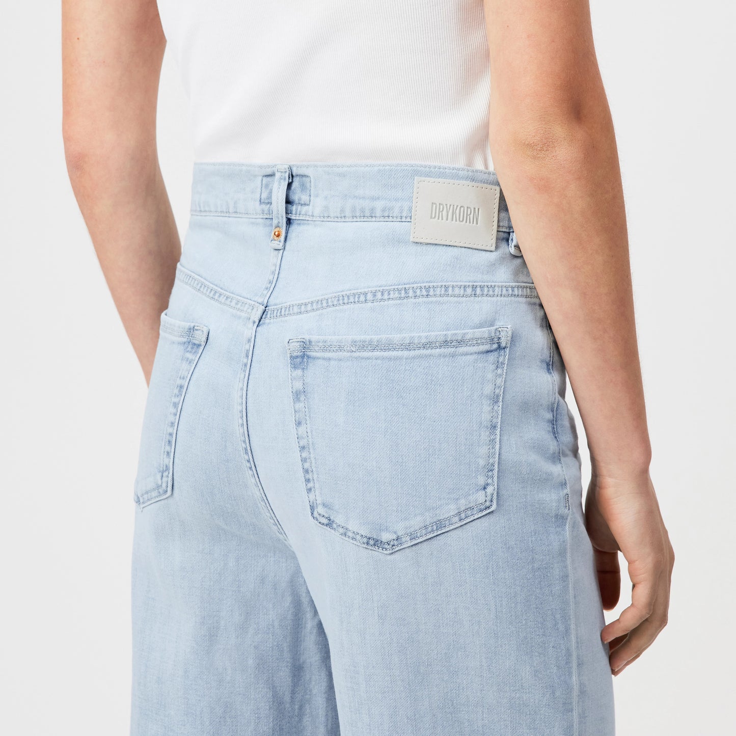 DRYKORN Damen Jeans Flown Light Blue
