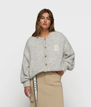 Lade das Bild in den Galerie-Viewer, 10DAYS AMSTERDAM Soft Baseball Cardigan 10 Grey
