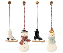 Lade das Bild in den Galerie-Viewer, MAILEG Metallornament Set - Winter Wonderland
