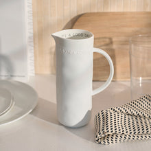 Lade das Bild in den Galerie-Viewer, RAEDER DESIGN Guten Morgen Krug &quot;it&#39;s a good day&quot;

