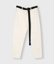 Lade das Bild in den Galerie-Viewer, 10 DAYS AMSTERDAM Belted Pants Jog Denim - Light Natural
