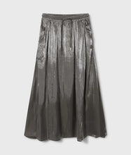 Lade das Bild in den Galerie-Viewer, 10 DAYS AMSTERDAM Shiny Skirt Silver
