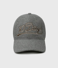 Lade das Bild in den Galerie-Viewer, 10DAYS AMSTERDAM Wool Cap
