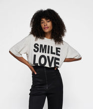 Lade das Bild in den Galerie-Viewer, 10DAYS AMSTERDAM Statement T-Shirt Love
