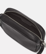 Lade das Bild in den Galerie-Viewer, LIEBESKIND Ella Camera Bag S - Black

