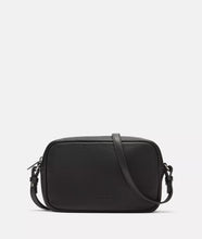 Lade das Bild in den Galerie-Viewer, LIEBESKIND Ella Camera Bag S - Black
