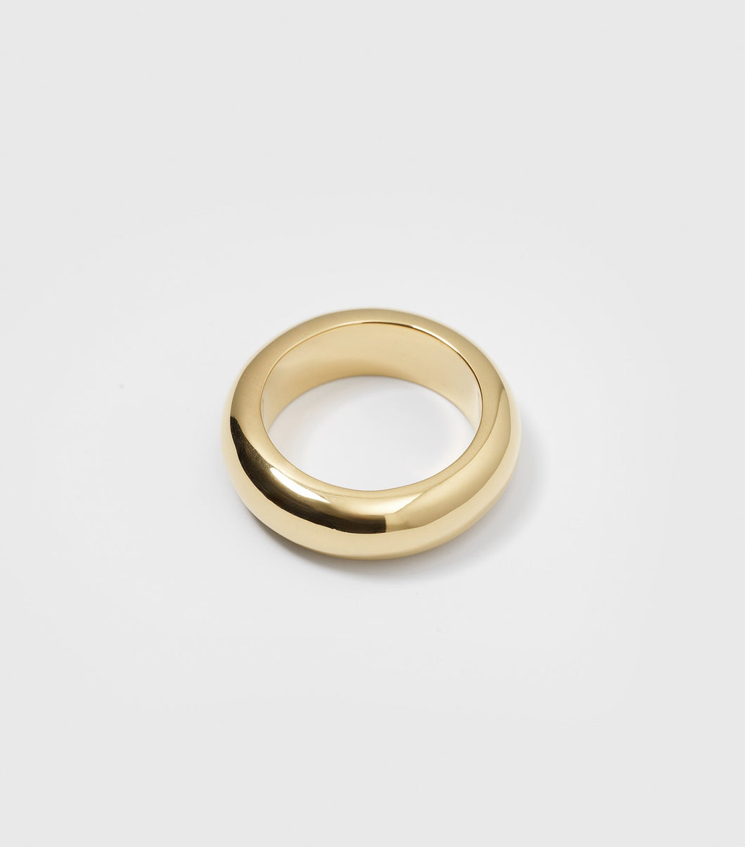 SYSTER P Bolded Ring Gold