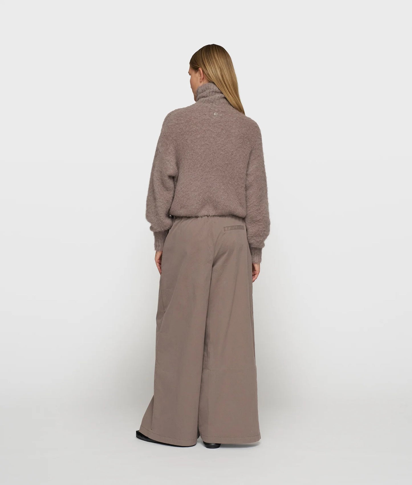 10DAYS AMSTERDAM Cropped Knit Turtleneck Moonrock