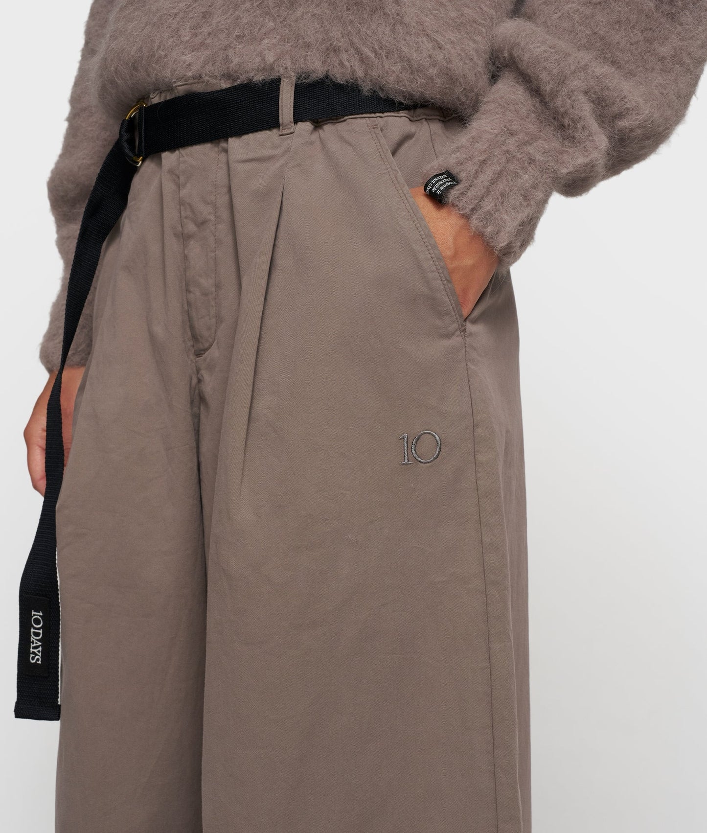 10DAYS AMSTERDAM Cropped Knit Turtleneck Moonrock