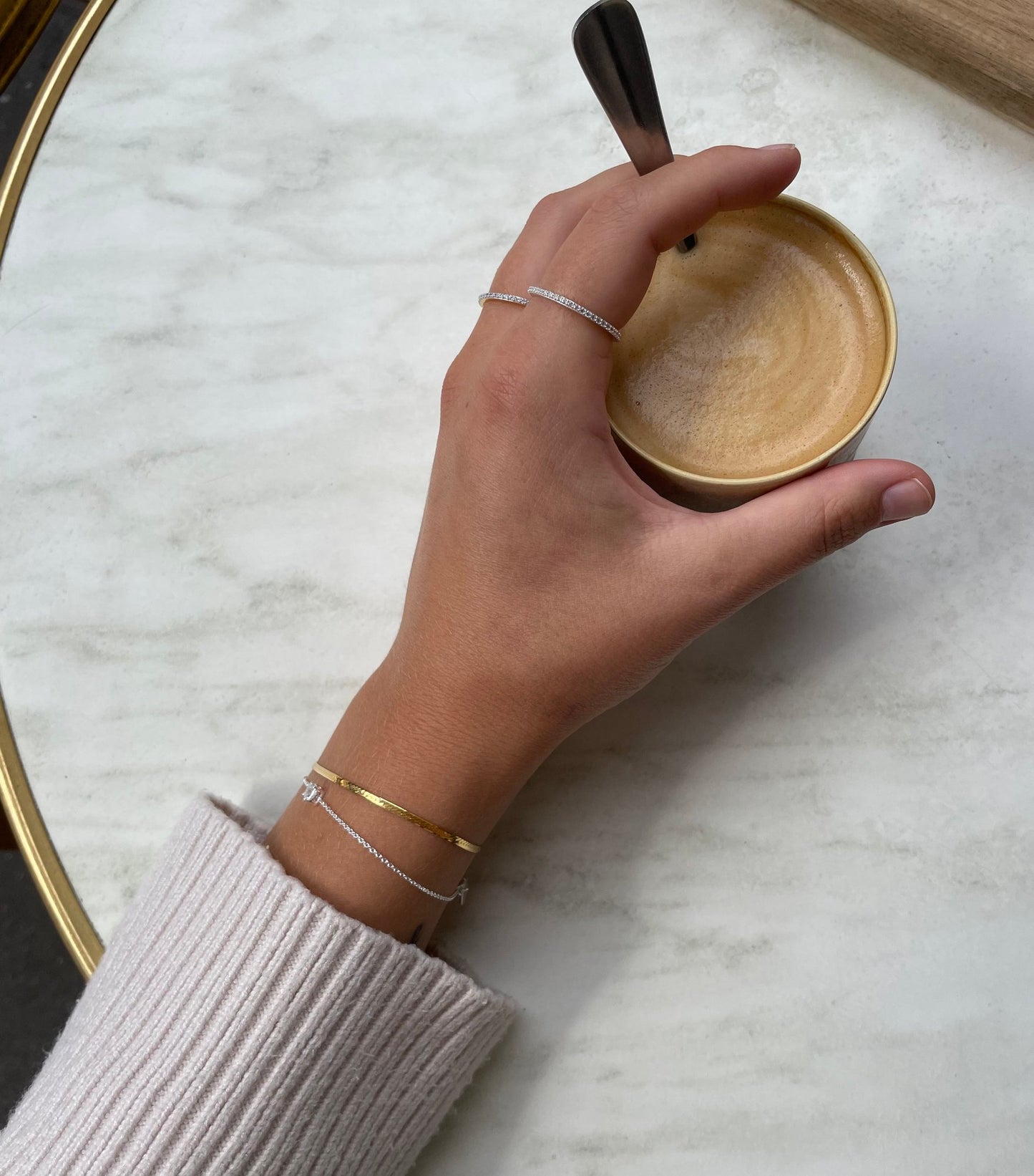 SYSTER P Armband Herringbone Gold