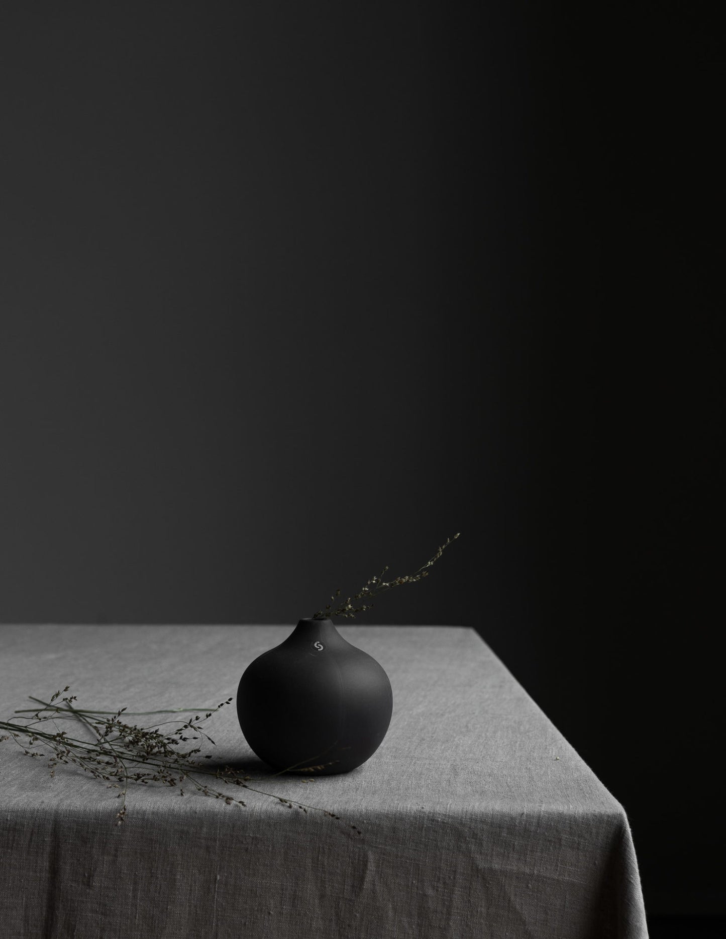 STOREFACTORY Fröbacken Vase small dark grey