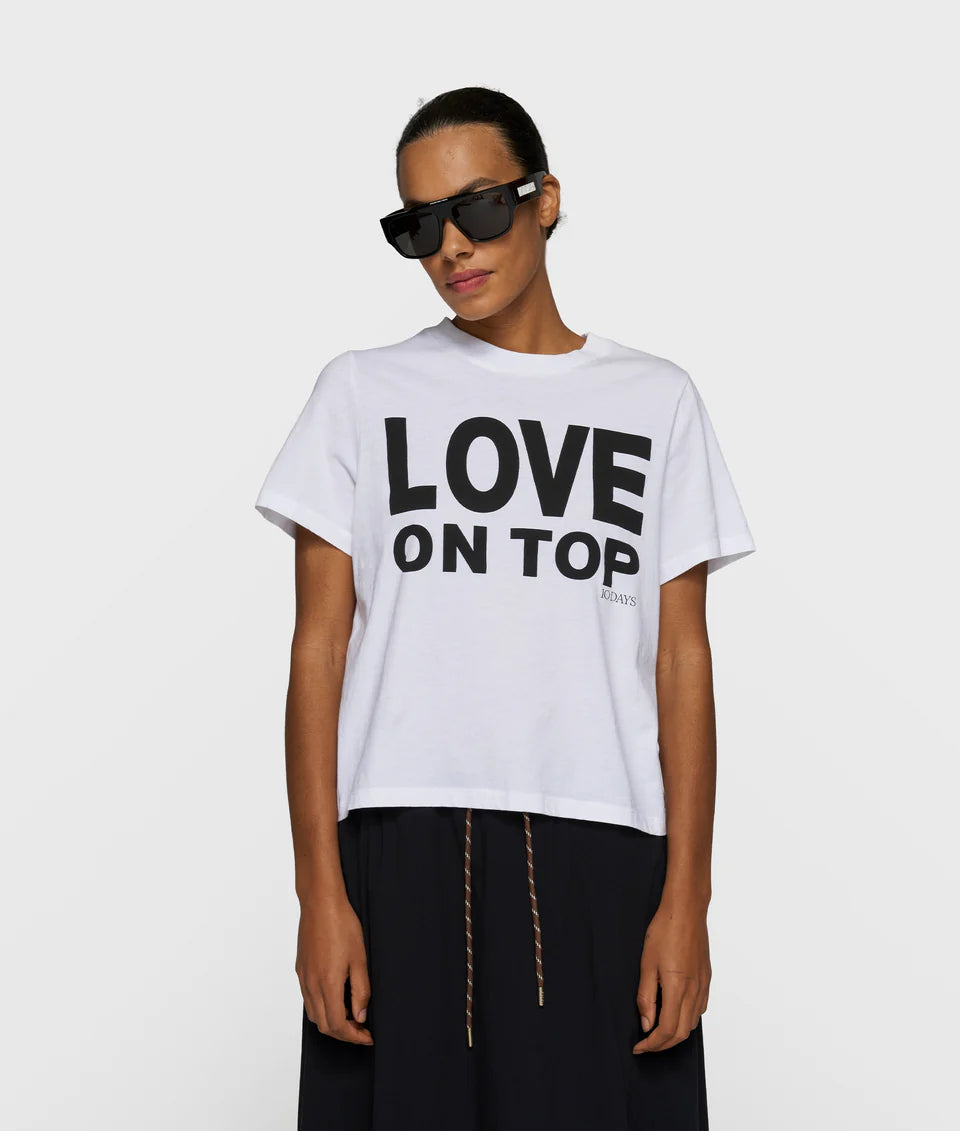 10DAYS AMSTERDAM Love Petite Tee