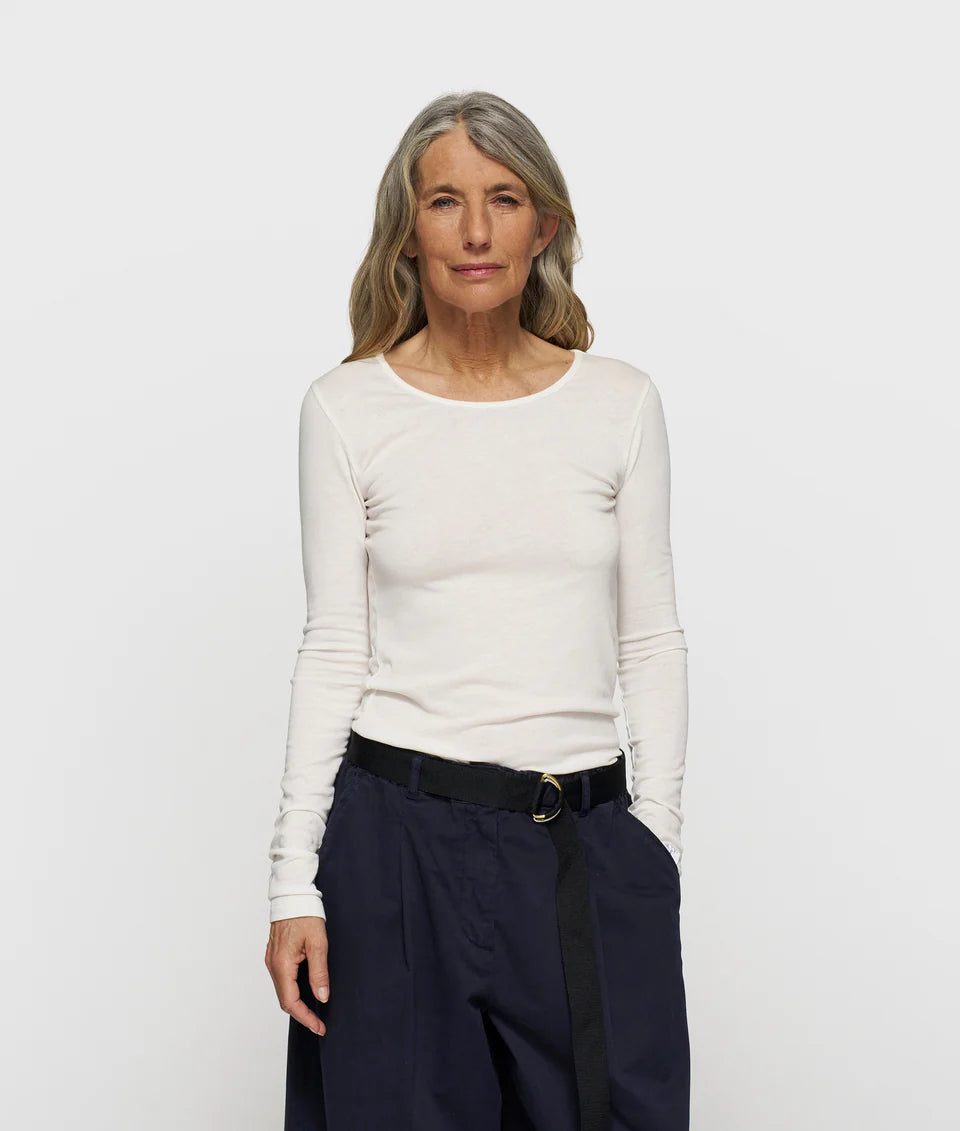 10DAYS AMSTERDAM Extra long Sleeve Tee Modal Ecru
