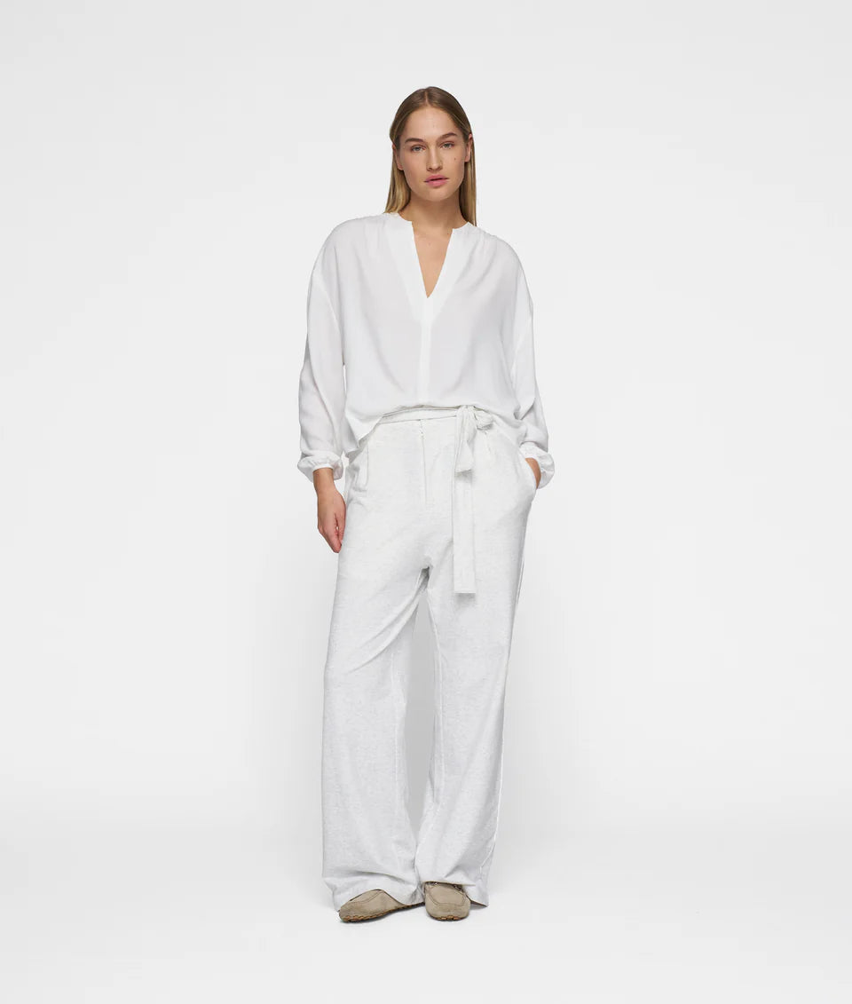 10DAYS AMSTERDAM Flowy Blouse Ecru
