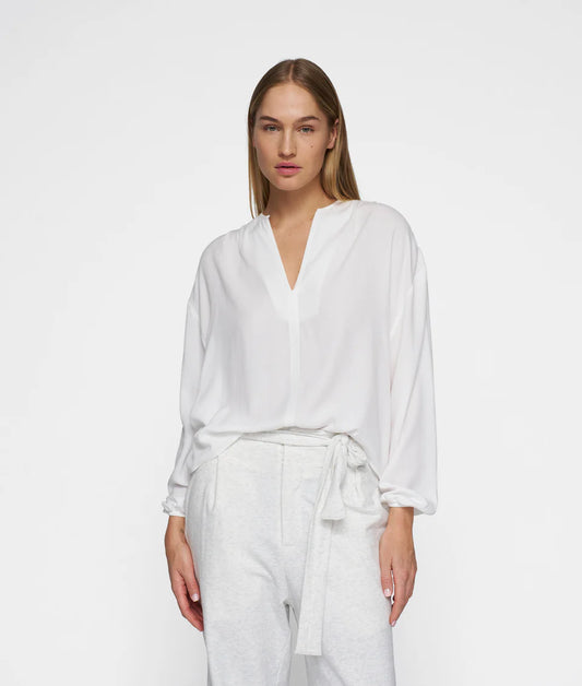10DAYS AMSTERDAM Flowy Blouse Ecru
