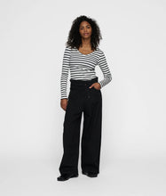 Lade das Bild in den Galerie-Viewer, 10 DAYS AMSTERDAM Paperbag Wide Leg Pants back
