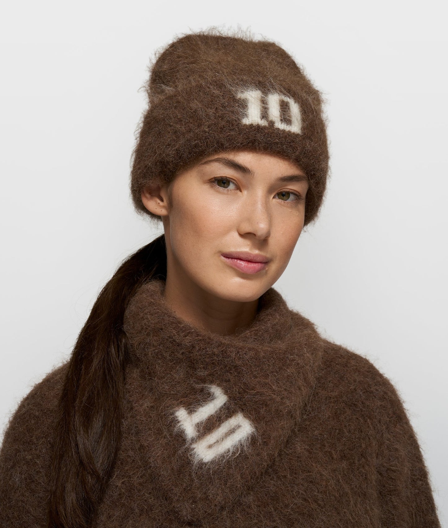 10DAYS AMSTERDAM Hairy Knit Beanie - Dark Truffle