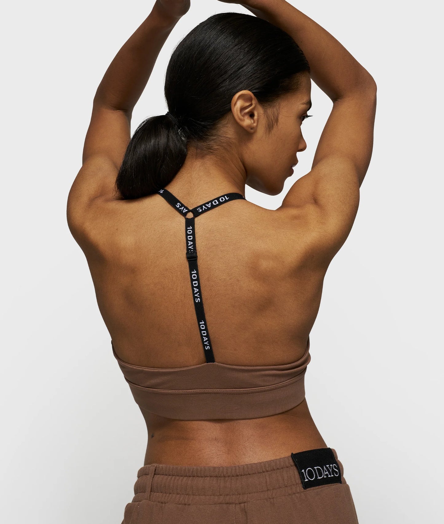 10 DAYS AMSTERDAM The Bar Bra Truffle
