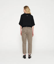 Lade das Bild in den Galerie-Viewer, 10 DAYS AMSTERDAM Belted Pants Jog Denim - Sage
