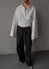 Lade das Bild in den Galerie-Viewer, CLUB L&#39;AVENIR Bluse Gaia&#39;CL Offwhite
