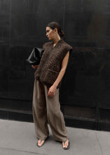 Lade das Bild in den Galerie-Viewer, CLUB L&#39;AVENIR Weste Abigail Fudge
