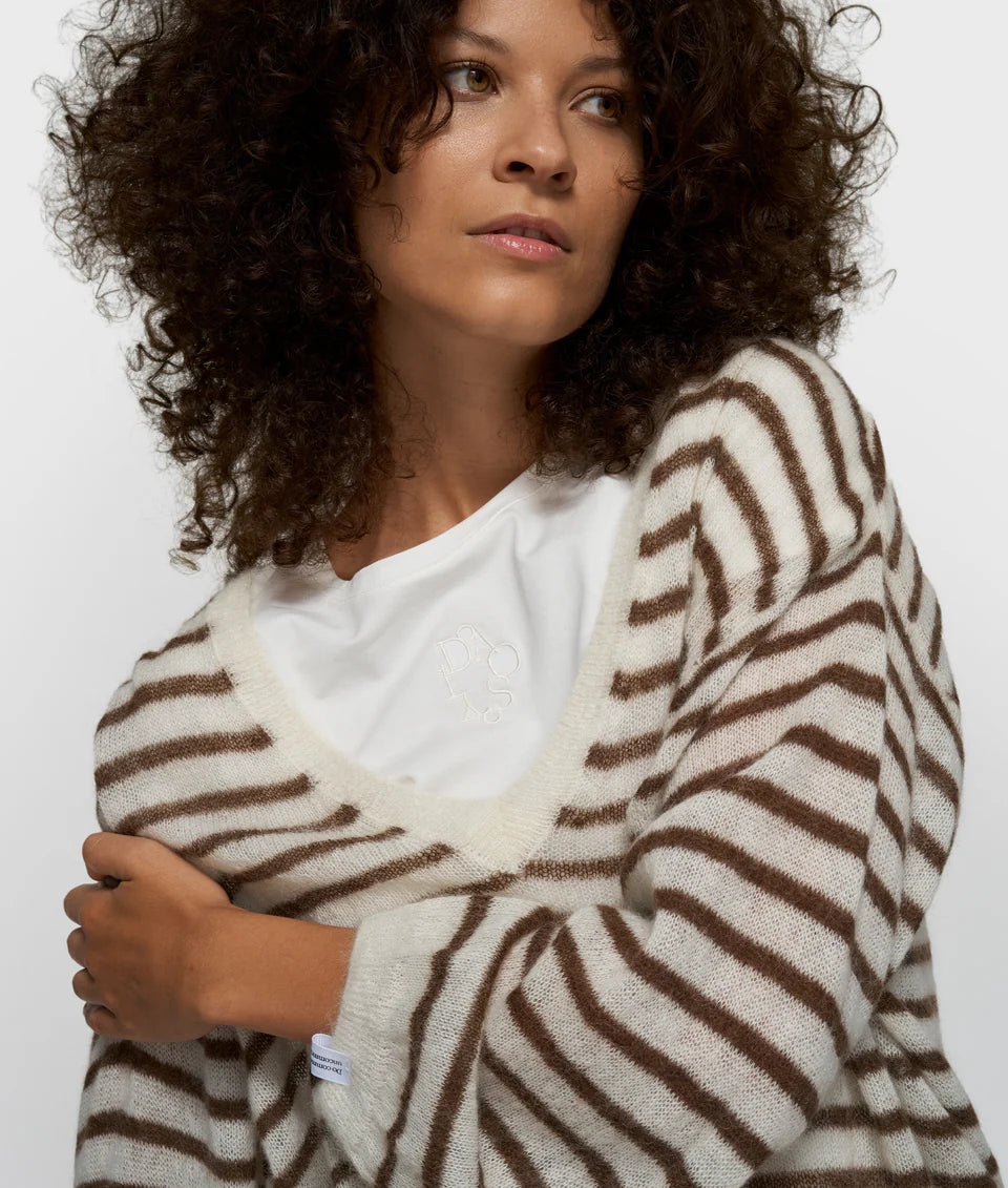 10DAYS AMSTERDAM Thin V-Neck Sweater Dark Truffle/ Ecru