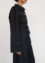 Lade das Bild in den Galerie-Viewer, CLUB L&#39;AVENIR Jeansjacke Lou&#39;CL Blue

