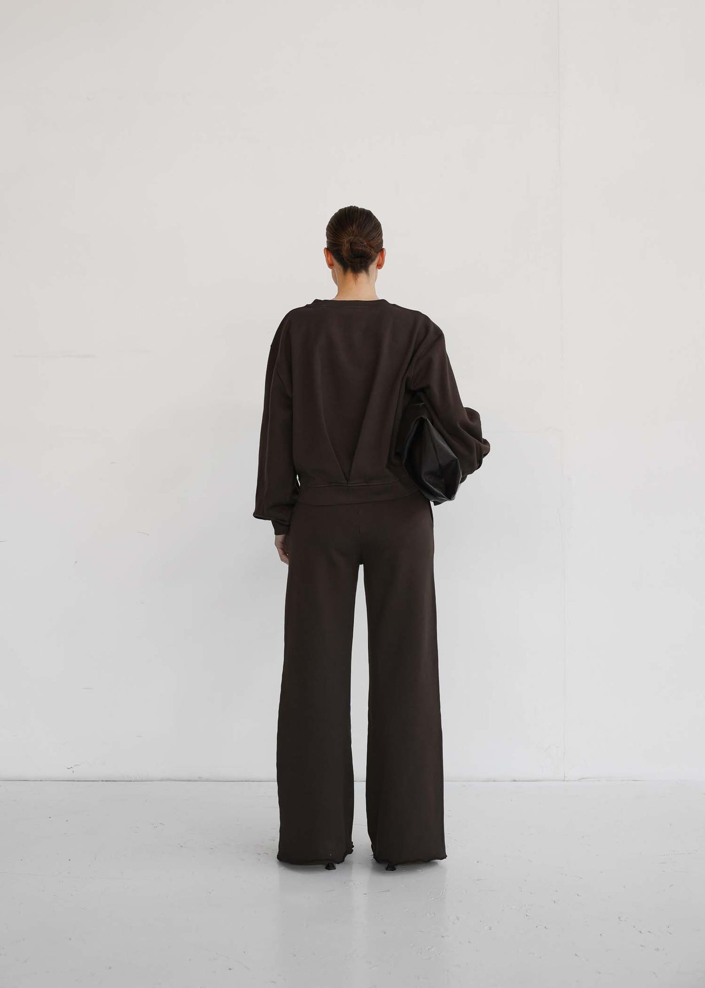 CLUB L'AVENIR Sweatpants Shela'CL Fudge