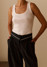 Lade das Bild in den Galerie-Viewer, CLUB L'AVENIR Tanktop Juniper'CL Offwhite
