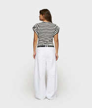Lade das Bild in den Galerie-Viewer, 10DAYS AMSTERDAM Strong Shoulder Tee Modal Stripes
