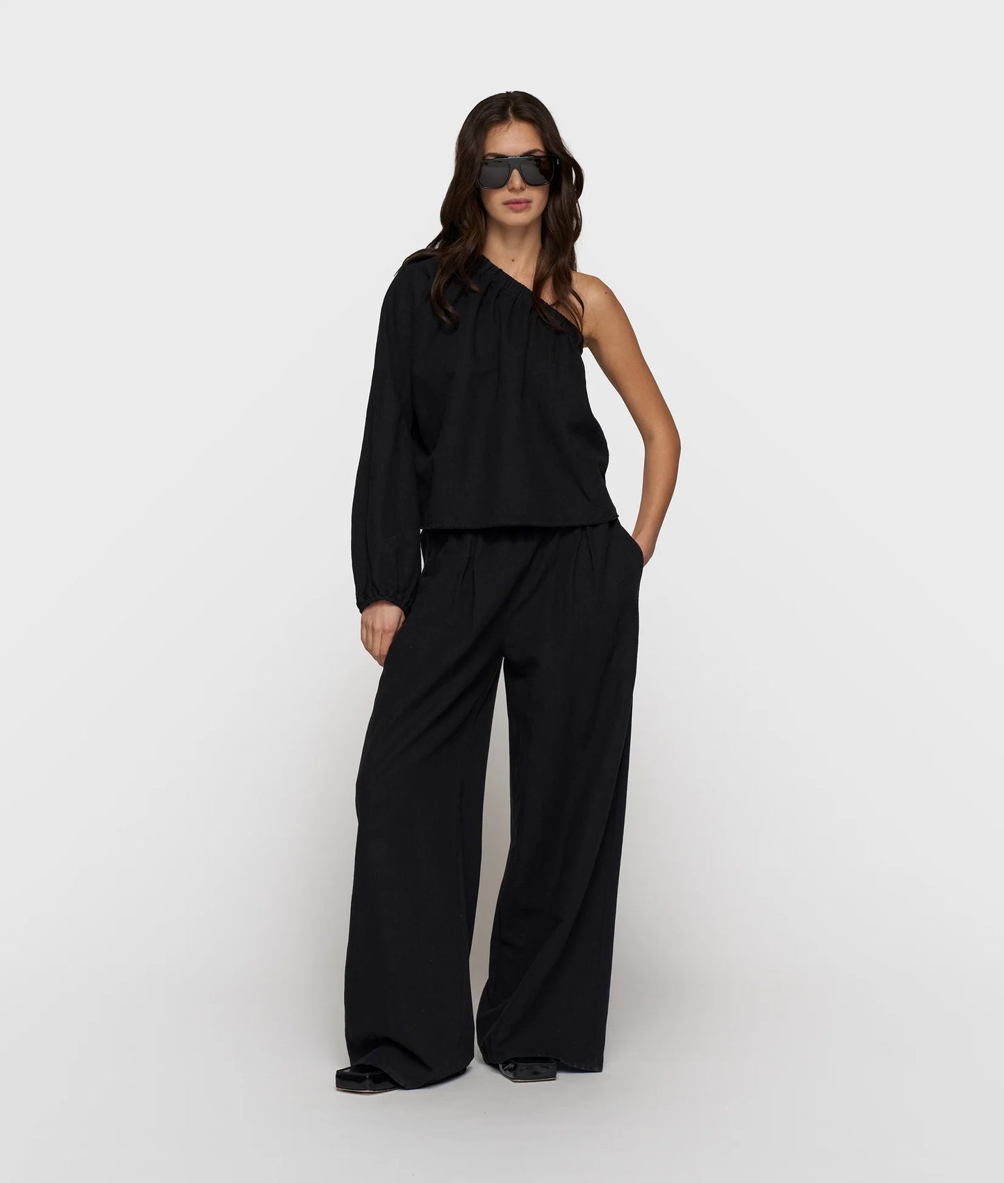 10DAYS AMSTERDAM One Shoulder Top Linen black