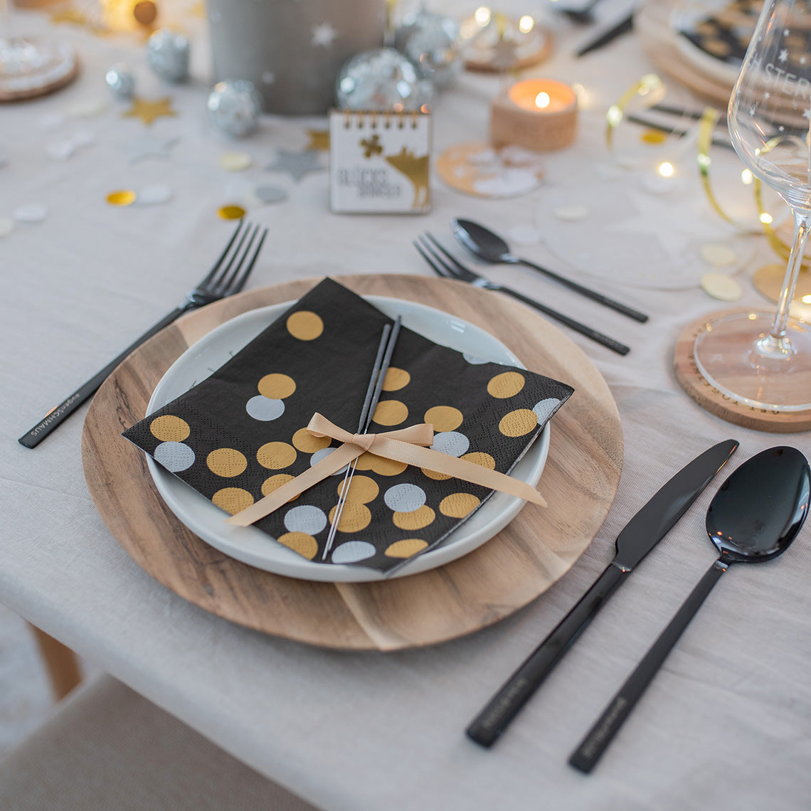 RAEDER DESIGN Papierservietten Punkte