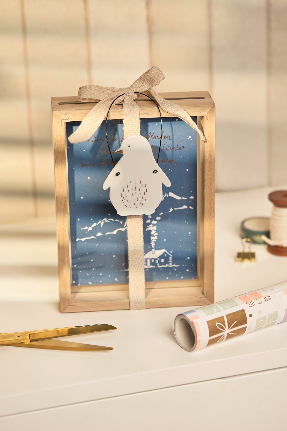 RAEDER DESIGN Wintertier Anhänger Pinguin