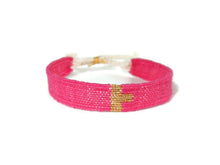 Lade das Bild in den Galerie-Viewer, GNOES Limited Edition Webarmband Pink
