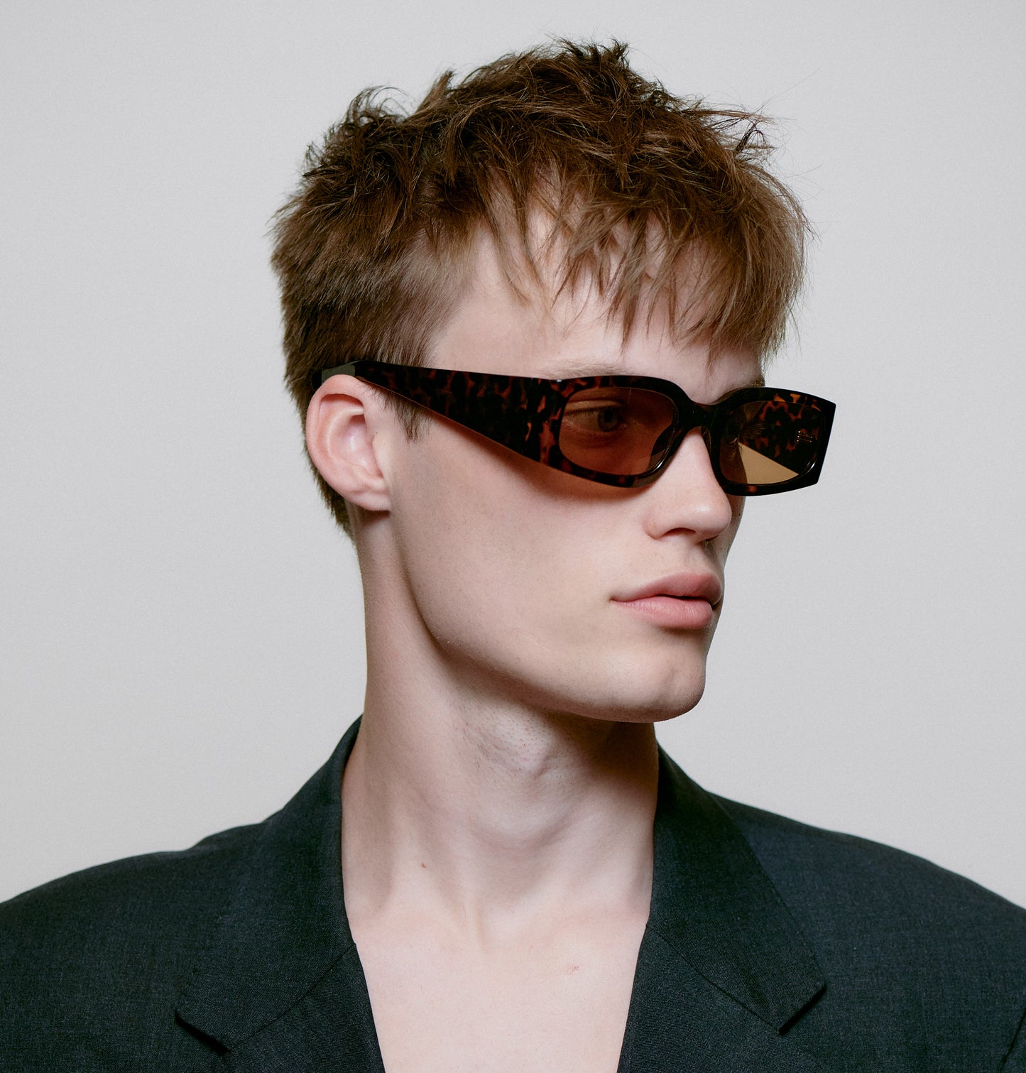 A.KJAERBEDE Sonnenbrille Alex Demi Tortoise