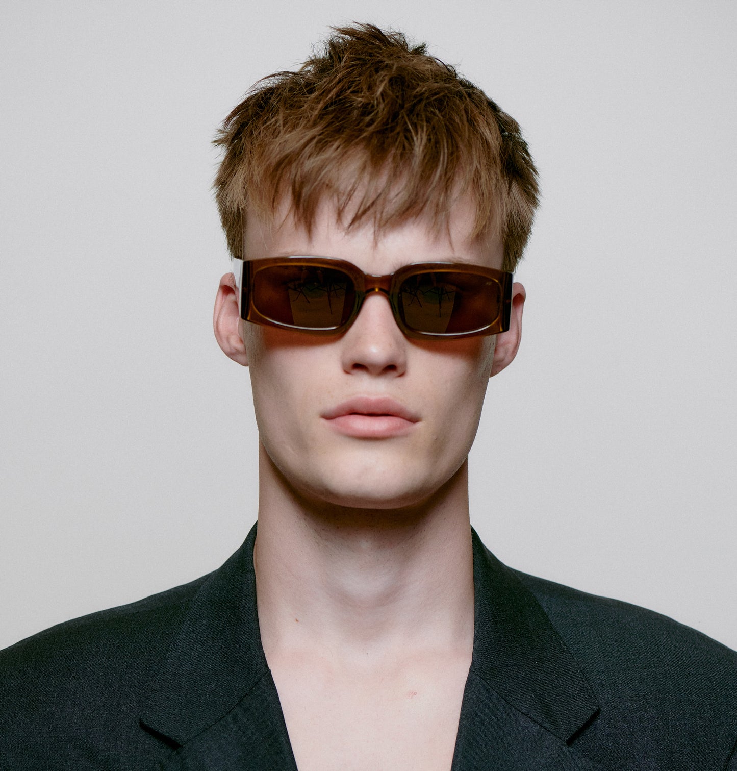 A.KJAERBEDE Sonnenbrille Alex Smoke Transparent