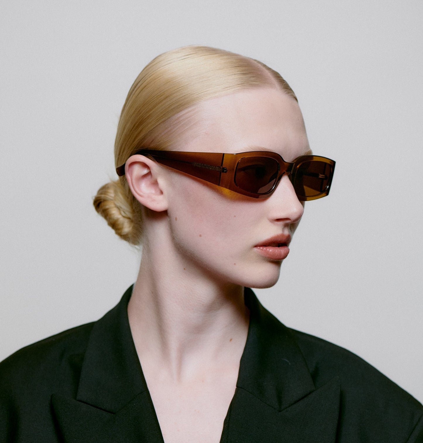 A.KJAERBEDE Sonnenbrille Alex Smoke Transparent