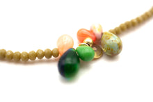 Lade das Bild in den Galerie-Viewer, SCHMÜCKSTÜCK Armband 6 Drops Olive
