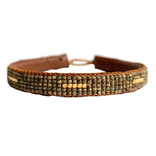 Lade das Bild in den Galerie-Viewer, IBU Jewels Armband Winter Stripe Khaki AF29
