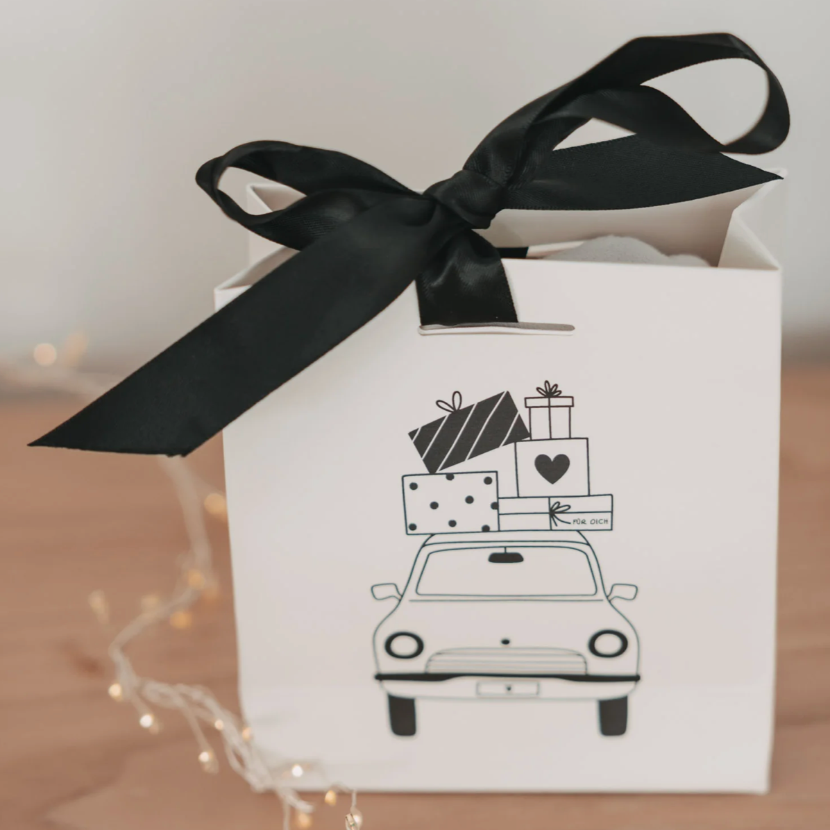 EULENSCHNITT Geschenktüte Mini Christmas Car
