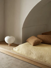 Lade das Bild in den Galerie-Viewer, BLOMUS LED Kami Reispapierleuchte S
