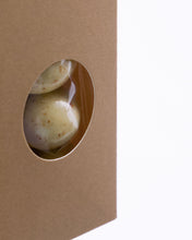 Lade das Bild in den Galerie-Viewer, NICOLAS VAHE Chocolate covered Almonds Caramel

