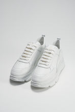 Lade das Bild in den Galerie-Viewer, Copenhagen Studios Sneaker CPH40 Vitello white
