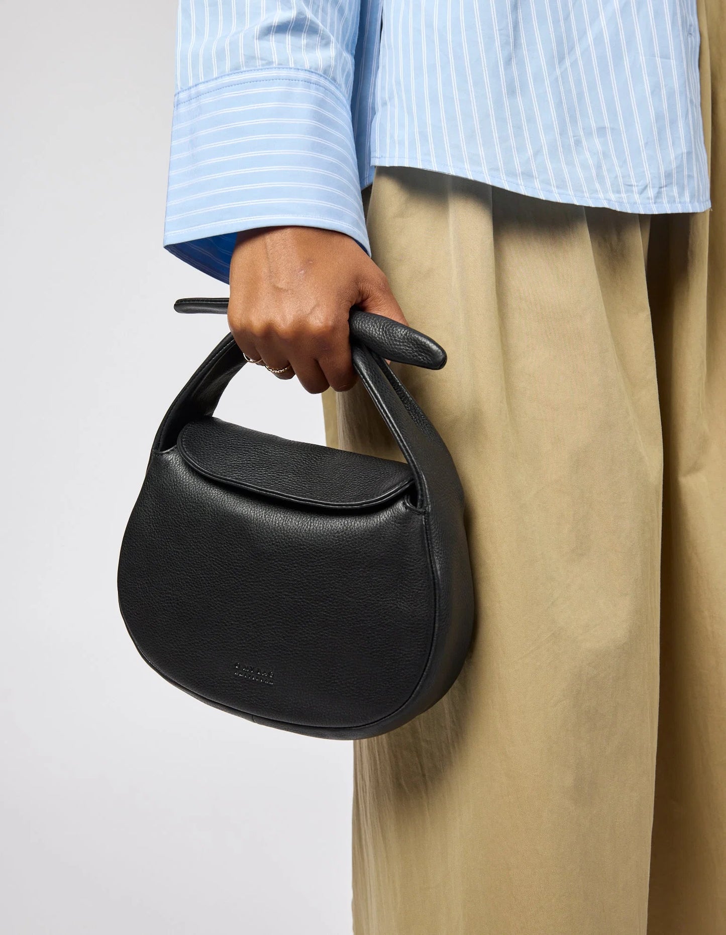 O MY BAG Bag Handtasche Coco Croissant Black