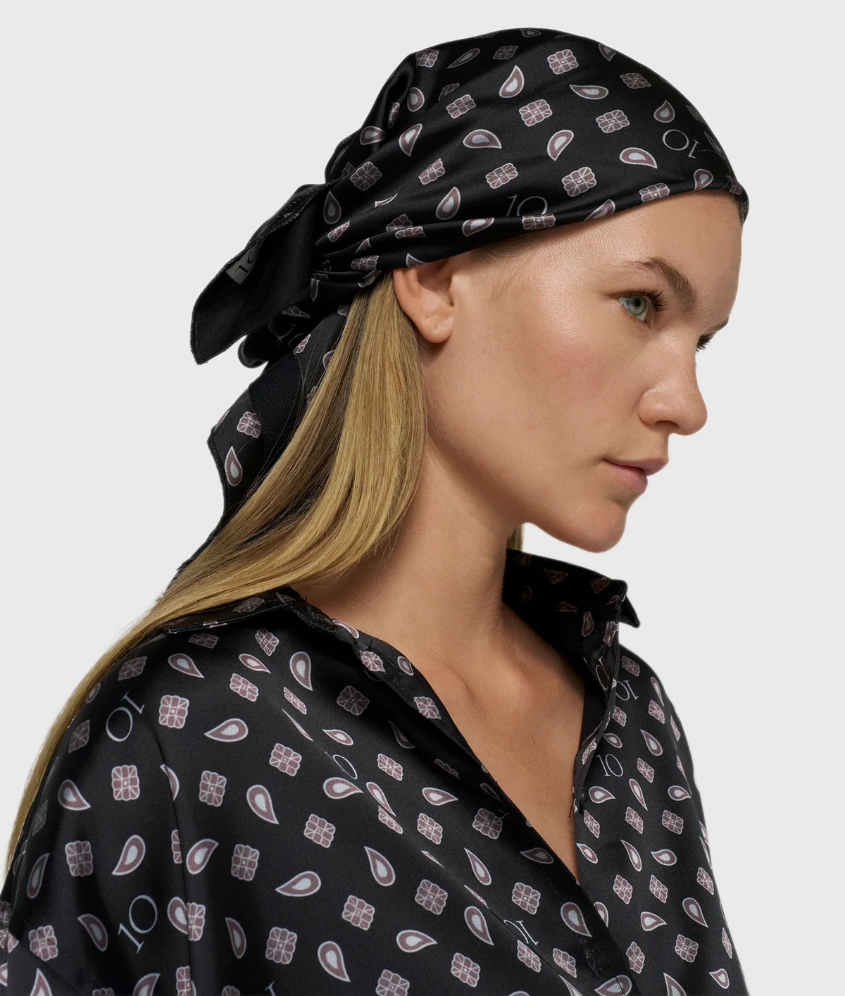10DAYS AMSTERDAM Paisley Schal Black