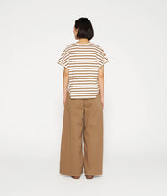 Lade das Bild in den Galerie-Viewer, 10 DAYS AMSTERDAM Tee Stripes White/ Cedar Brown
