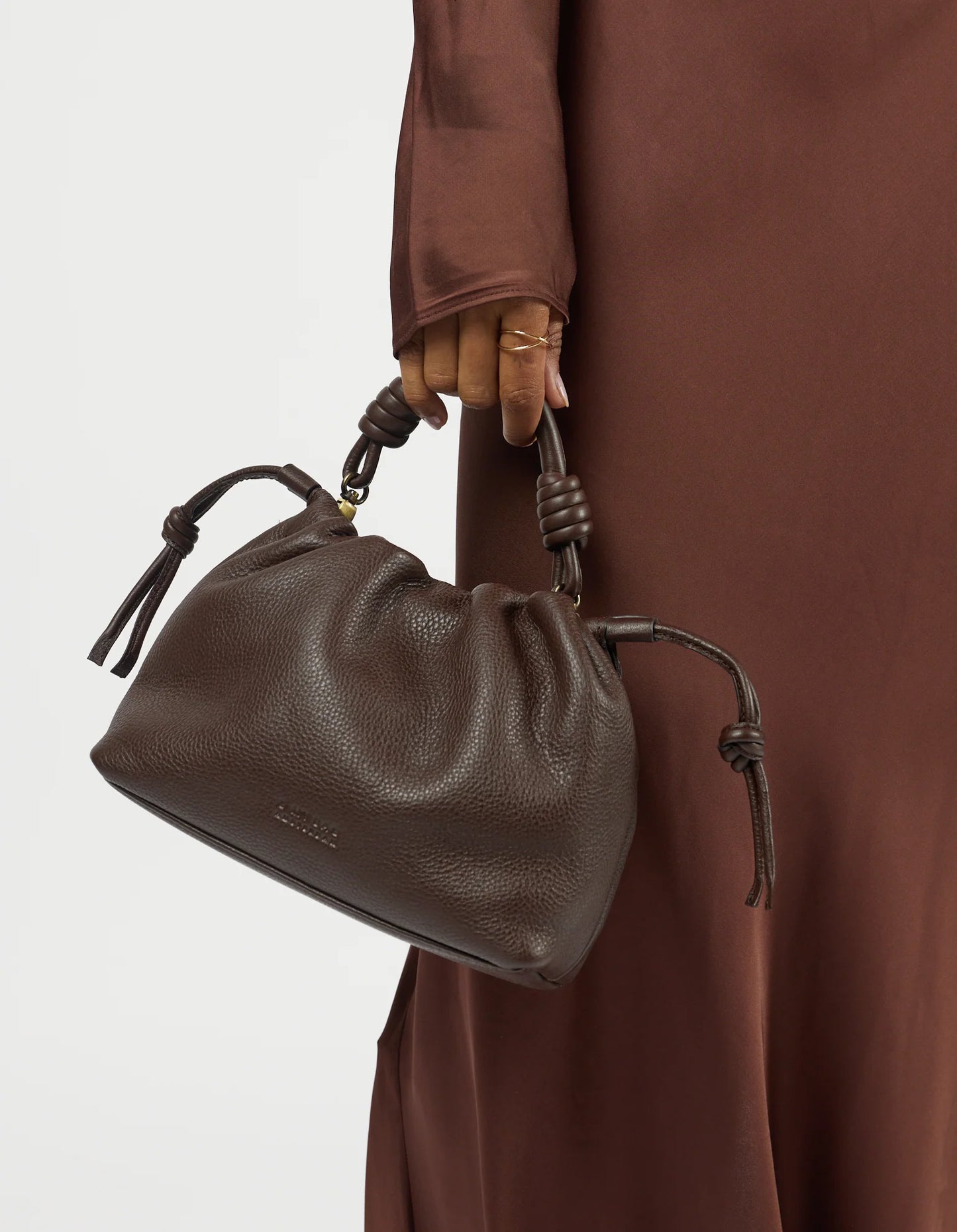 O MY BAG Bag Handtasche Kiki Mini Chocolate