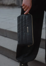 Lade das Bild in den Galerie-Viewer, HEY MARLY Tasche Little Buddy Black
