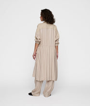 Lade das Bild in den Galerie-Viewer, 10DAYS AMSTERDAM Safari Dress Rope
